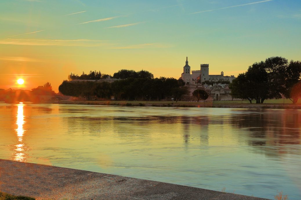 Pont d'Avignon sunrise