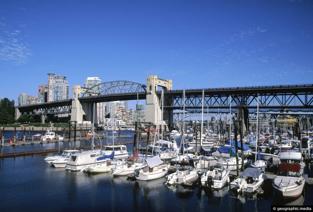 Burrard Bridge Vancouver in 2003
