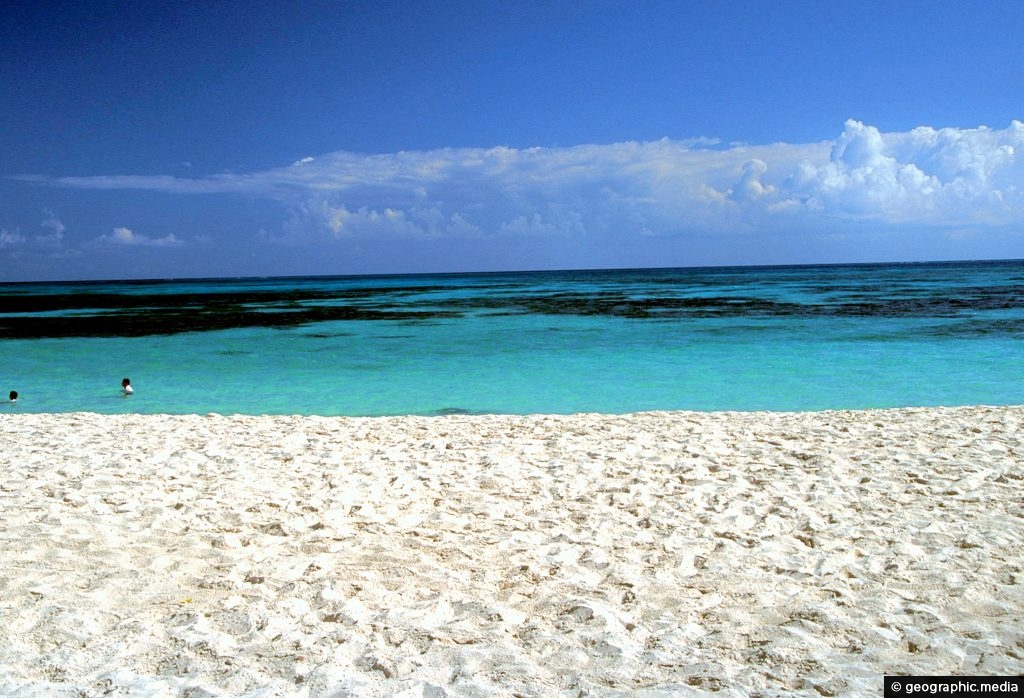 White Sand Beach on San Andres - Geographic Media