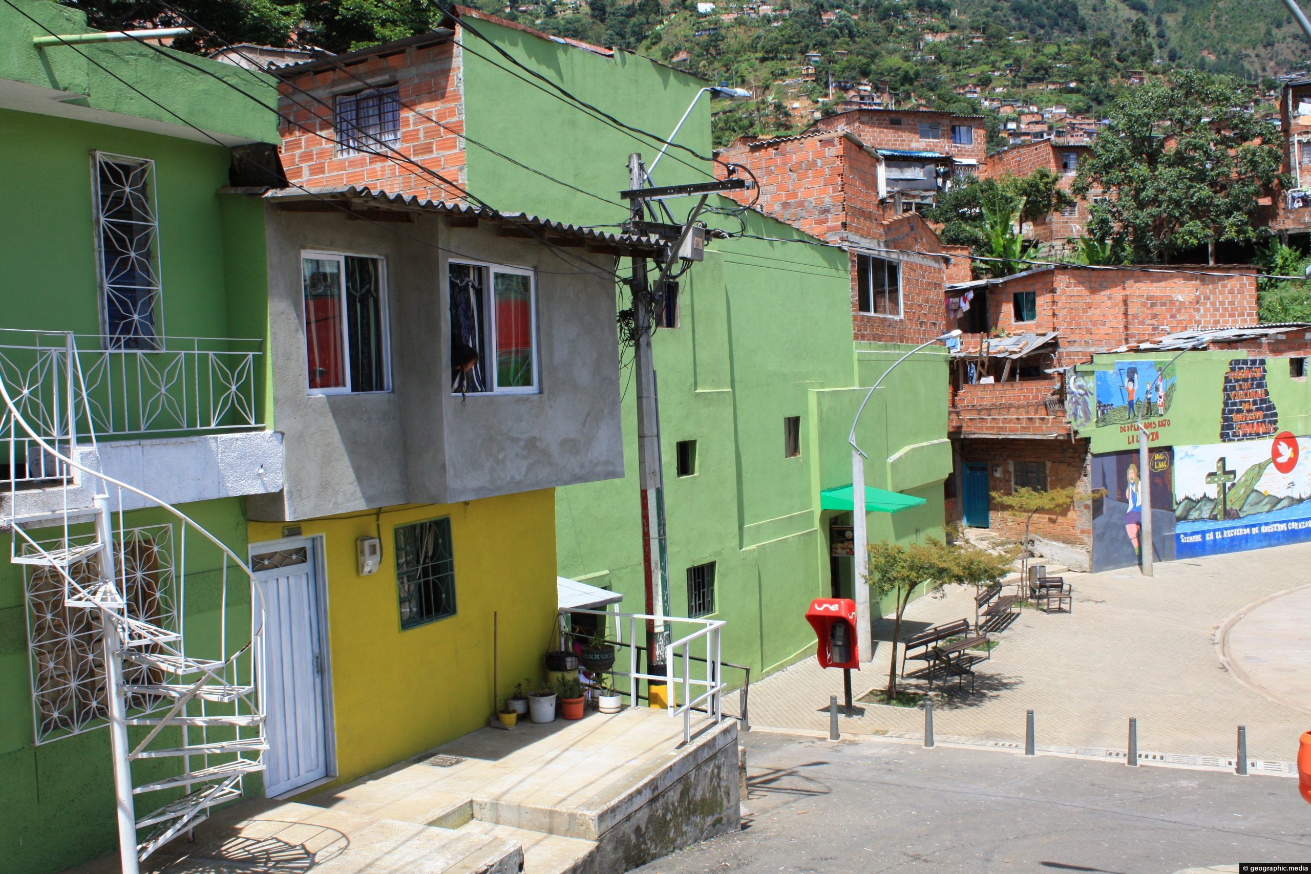 Homes in the suburb of Popular in Medellin.