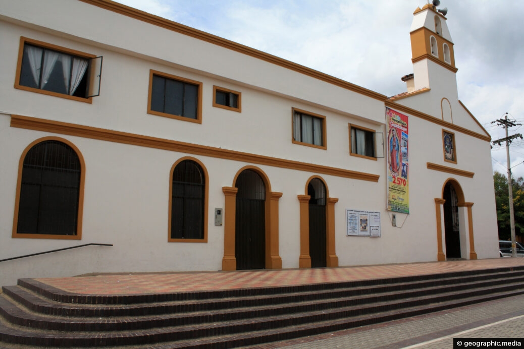 Iglesia Santa Ana De Anapoima