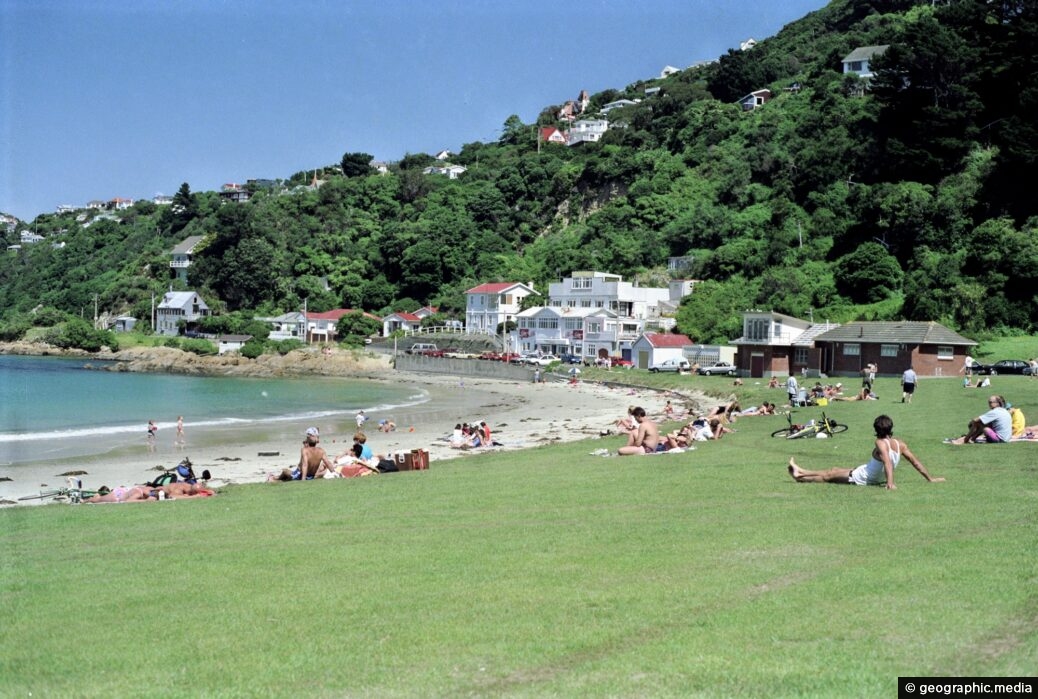 Scorching Bay in 1989