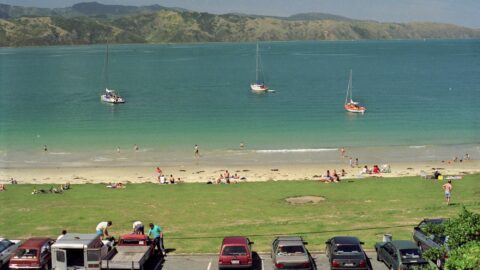 Scorching Bay and Cars