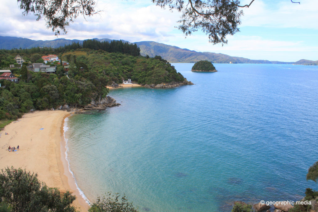 Breaker Bay Tasman - Geographic Media