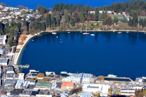 Queenstown Centre and Lake