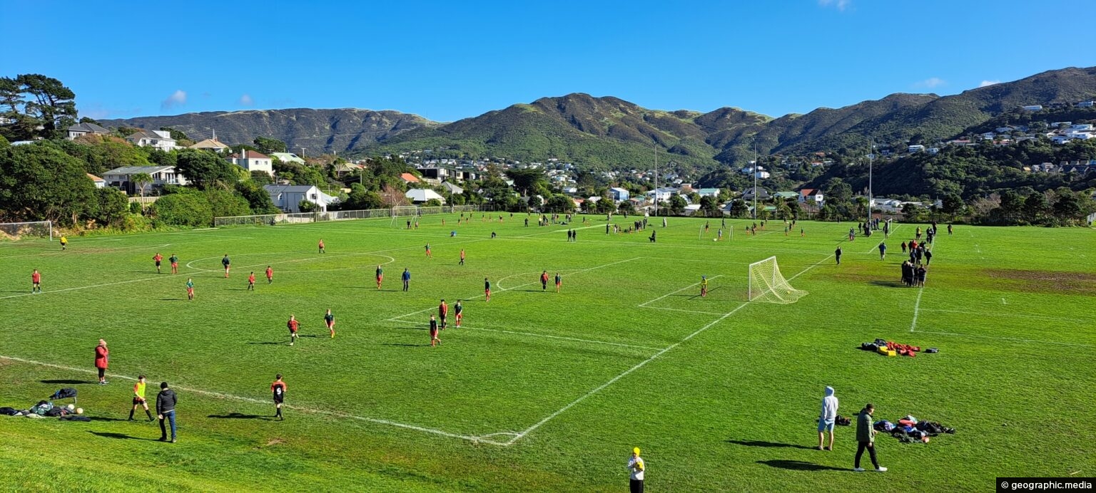 Nairnville Park In Khandallah Wellington Geographic Media   Nz3473 1536x692 