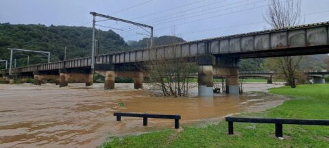 Flooded Hutt River in 2024