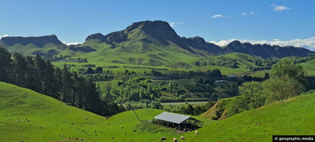 Te Mata Peak from Mt Erin Lookout