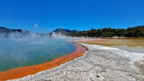 Champagne Pool