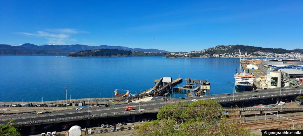 Wellington Harbor and Docks