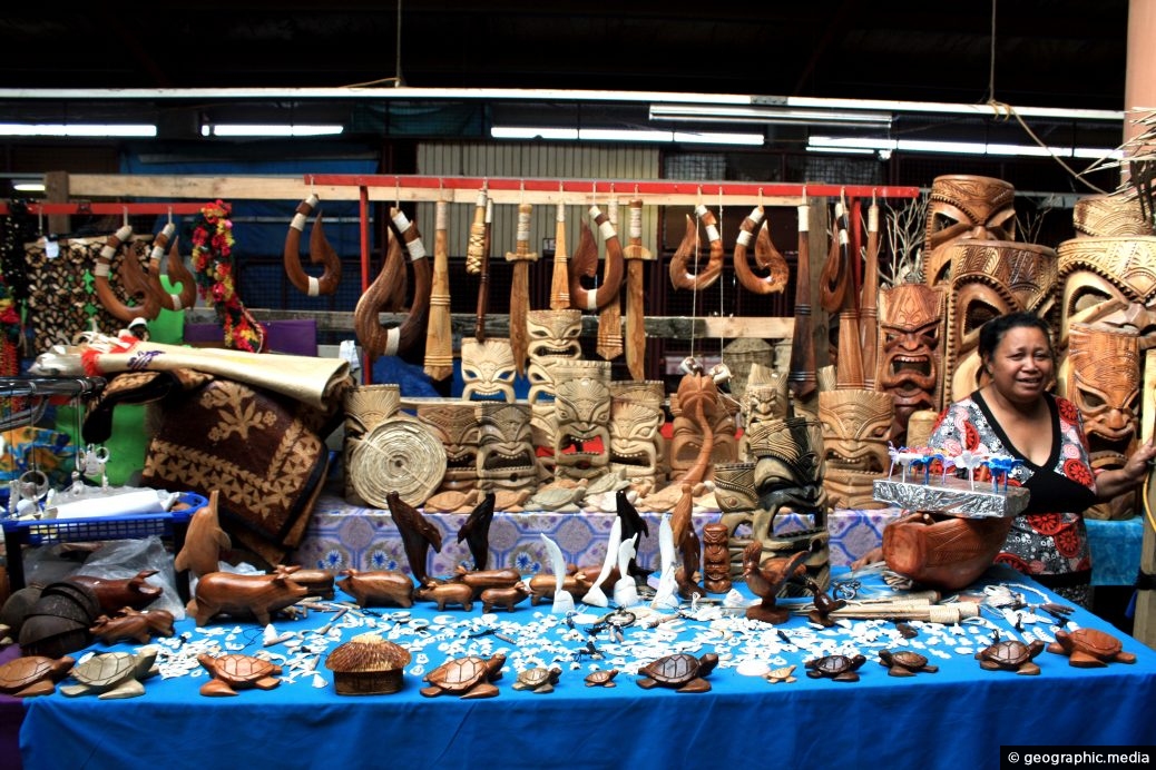 Handicrafts for sale in Nukualofa Tonga